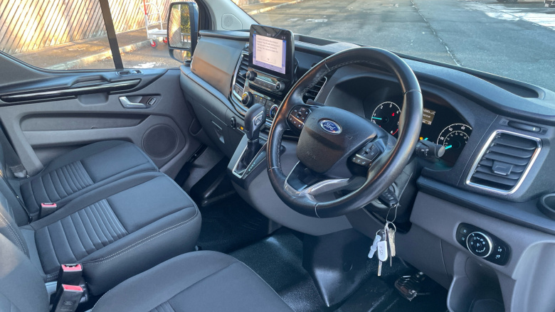 Ford Transit Custom 320 L2 Diesel Fwd 2.0 EcoBlue 170ps Low Roof Limited Van Auto